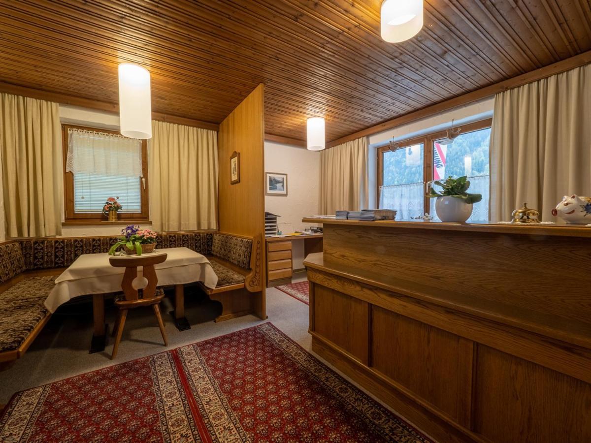 Brandtnerhof Betriebe Aparthotel ไวดริง ภายนอก รูปภาพ