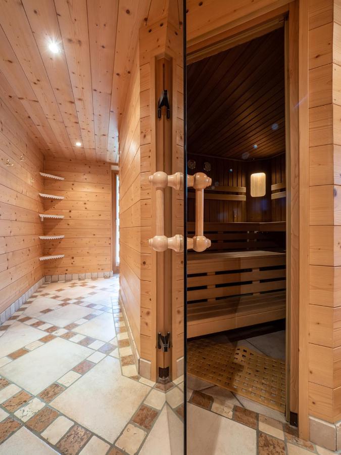 Brandtnerhof Betriebe Aparthotel ไวดริง ภายนอก รูปภาพ